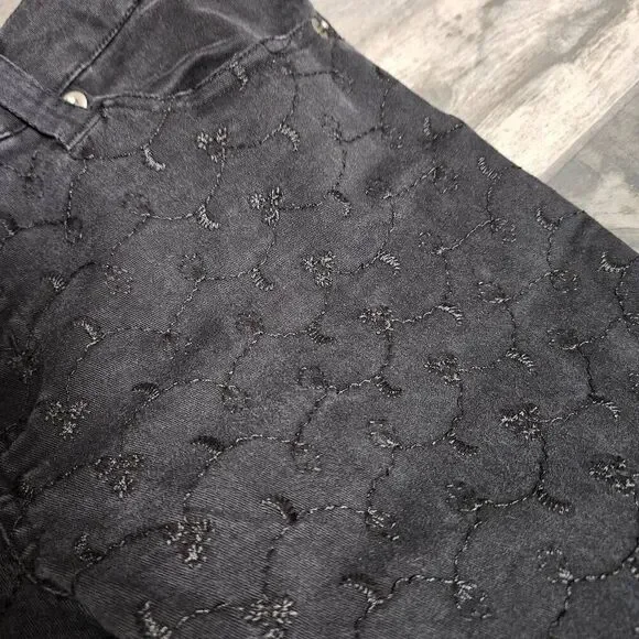 Black Patterned Women Jeans - Picture 4 of 8